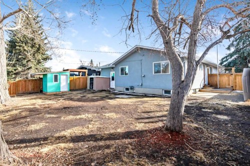 222 Springwood Place Sw, Calgary, AB - Outdoor