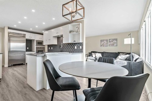 222 Springwood Place Sw, Calgary, AB - Indoor Photo Showing Other Room