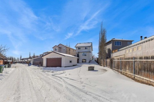 46 Covewood Circle Ne, Calgary, AB - Outdoor