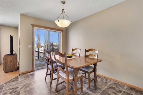 46 Covewood Circle Ne, Calgary, AB - Indoor Photo Showing Dining Room