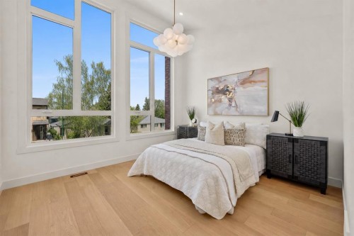 2421 25 Avenue Nw, Calgary, AB 