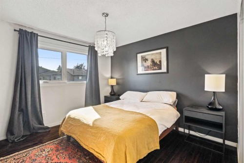 49 Castlebrook Way Ne, Calgary, AB - Indoor Photo Showing Bedroom