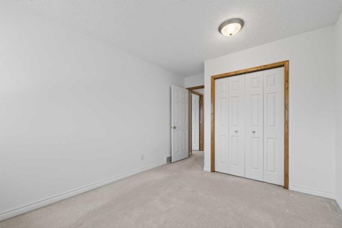 88 Scenic Gardens Nw, Calgary, AB - Indoor