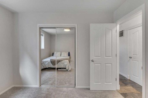 201-215 17 Avenue Ne, Calgary, AB - Indoor