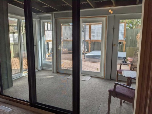 320 Midpark Gardens Se, Calgary, AB - Indoor Photo Showing Other Room