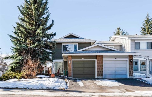 320 Midpark Gardens Se, Calgary, AB - Outdoor With Facade