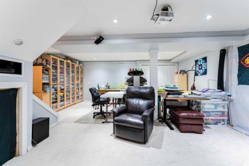 320 Midpark Gardens Se, Calgary, AB - Indoor