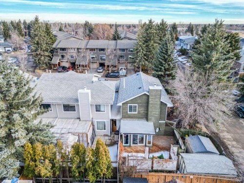 320 Midpark Gardens Se, Calgary, AB - Outdoor