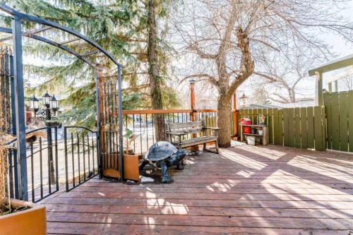 320 Midpark Gardens Se, Calgary, AB - Outdoor With Deck Patio Veranda With Exterior