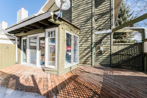 320 Midpark Gardens Se, Calgary, AB - Outdoor