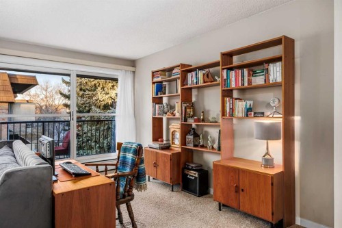 75D-231 Heritage Drive Se, Calgary, AB - Indoor Photo Showing Office