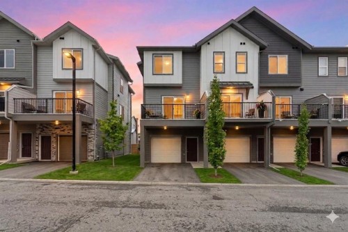 116-2231 81St Street Sw, Calgary, AB - Outdoor With Balcony With Facade