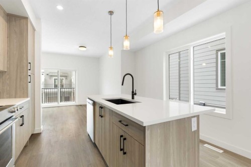 116-2231 81St Street Sw, Calgary, AB - Indoor Photo Showing Kitchen With Upgraded Kitchen