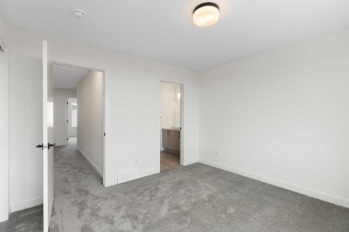 116-2231 81St Street Sw, Calgary, AB - Indoor Photo Showing Bedroom