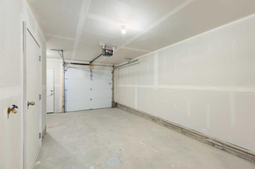116-2231 81St Street Sw, Calgary, AB - Indoor