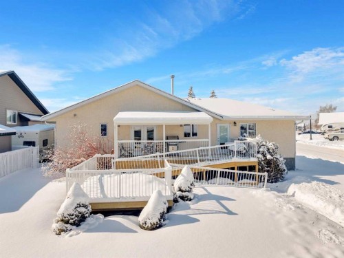 10 Park Lane, Olds, AB - Outdoor With Deck Patio Veranda