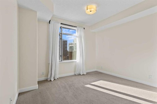 310-16 Varsity Estates Circle Nw, Calgary, AB - Indoor Photo Showing Other Room