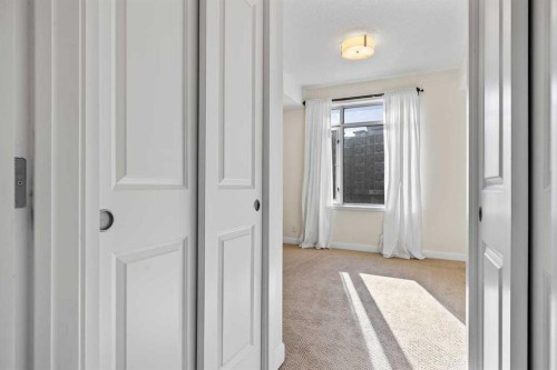 310-16 Varsity Estates Circle Nw, Calgary, AB - Indoor Photo Showing Other Room