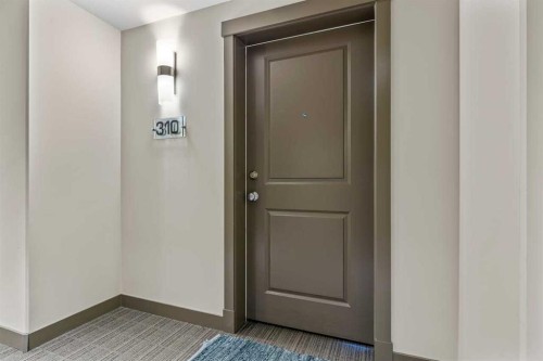 310-16 Varsity Estates Circle Nw, Calgary, AB - Indoor Photo Showing Other Room