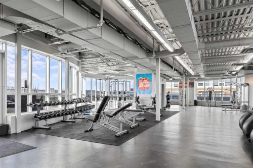 310-16 Varsity Estates Circle Nw, Calgary, AB - Indoor Photo Showing Gym Room