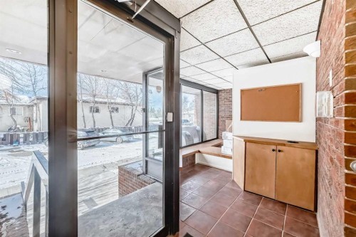 402-319 2 Avenue, Strathmore, AB - Indoor Photo Showing Other Room