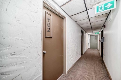 402-319 2 Avenue, Strathmore, AB - Indoor Photo Showing Other Room