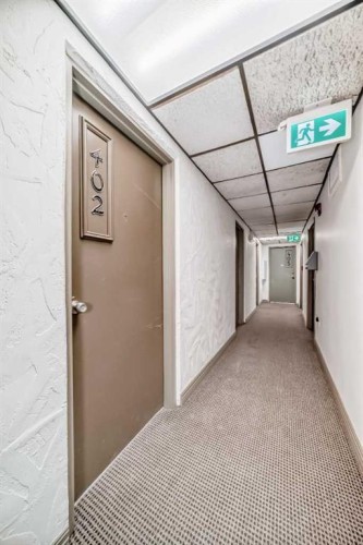 402-319 2 Avenue, Strathmore, AB - Indoor Photo Showing Other Room