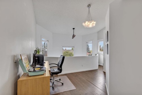 2033 21 Avenue Sw, Calgary, AB - Indoor Photo Showing Office