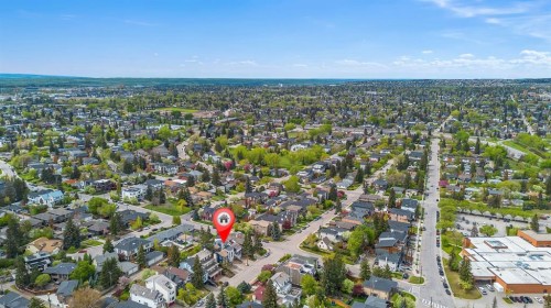 2033 21 Avenue Sw, Calgary, AB - Outdoor With View