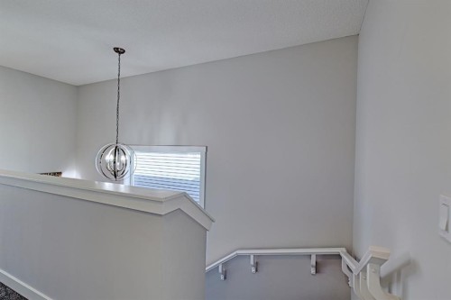 132 Wolf Willow Boulevard Se, Calgary, AB - Indoor