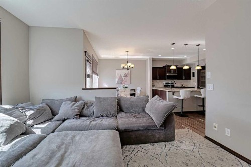 133 Evanspark Circle Nw, Calgary, AB - Indoor Photo Showing Living Room