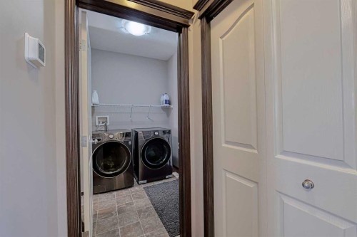 133 Evanspark Circle Nw, Calgary, AB - Indoor Photo Showing Laundry Room