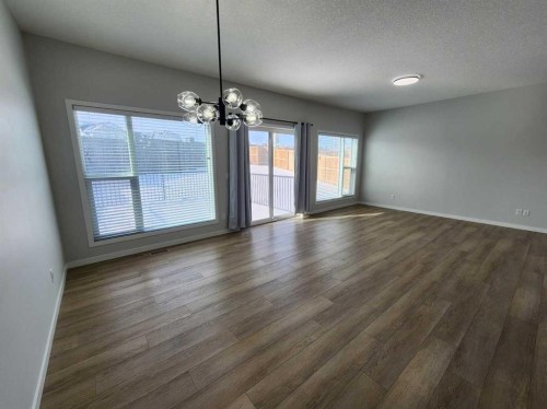 365 Edith Road Nw, Calgary, AB - Indoor