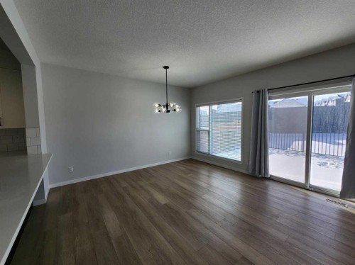 365 Edith Road Nw, Calgary, AB - Indoor