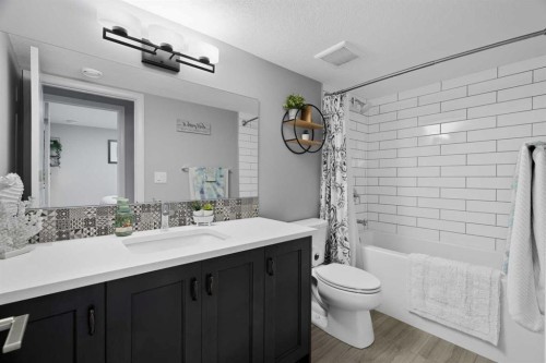 103 Masters Rise Se, Calgary, AB - Indoor Photo Showing Bathroom