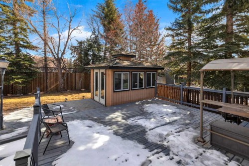 111 Edforth Place Nw, Calgary, AB - Outdoor With Deck Patio Veranda