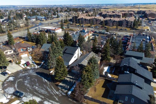 111 Edforth Place Nw, Calgary, AB - Outdoor With View