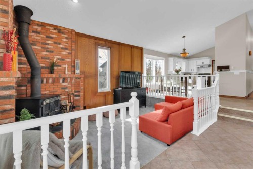 111 Edforth Place Nw, Calgary, AB - Indoor