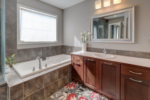 136 Chaparral Valley Terrace Se, Calgary, AB - Indoor Photo Showing Bathroom