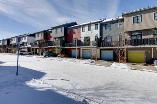160 Walden Path Se, Calgary, AB - Outdoor