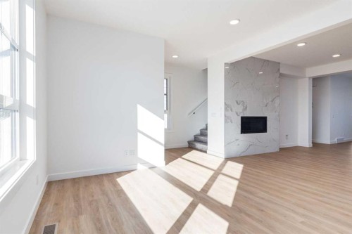 2520 21 Avenue Sw, Calgary, AB - Indoor With Fireplace