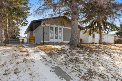 259 Manora Crescent Ne, Calgary, AB - Outdoor