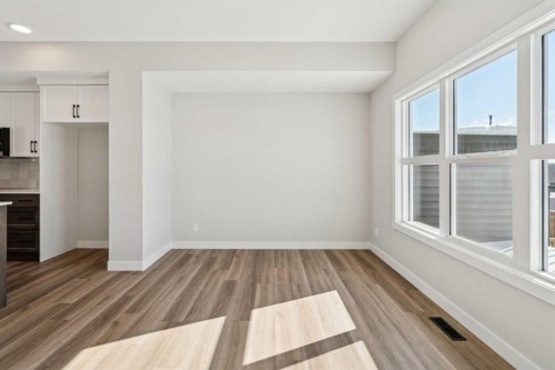 17 Gray Close, Sylvan Lake, AB - Indoor Photo Showing Other Room