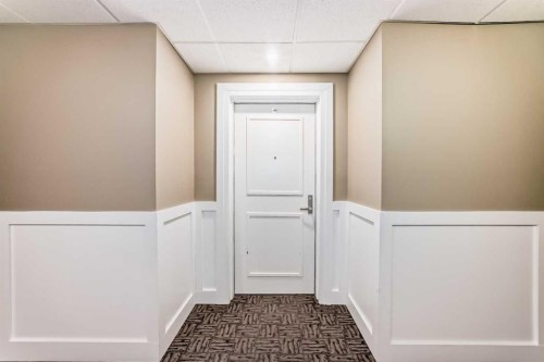 206-1005B Westmount Drive, Strathmore, AB - Indoor Photo Showing Other Room