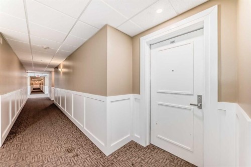 206-1005B Westmount Drive, Strathmore, AB - Indoor Photo Showing Other Room