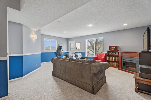 78 Coventry View Ne, Calgary, AB - Indoor With Fireplace