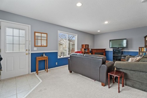 78 Coventry View Ne, Calgary, AB - Indoor