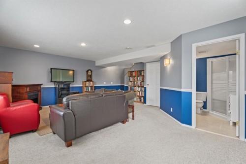 78 Coventry View Ne, Calgary, AB - Indoor Photo Showing Other Room