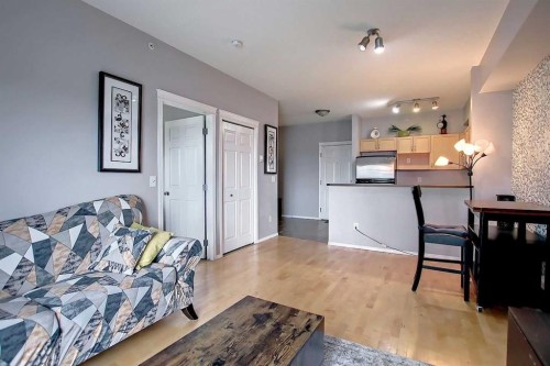 9303-70 Panamount Drive Nw, Calgary, AB - Indoor