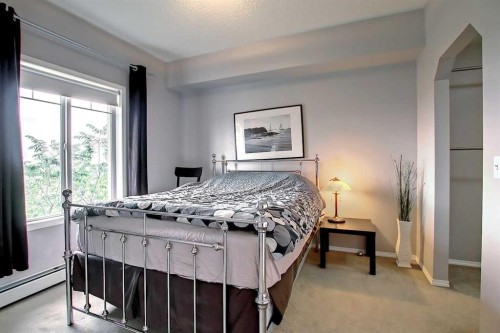 9303-70 Panamount Drive Nw, Calgary, AB - Indoor Photo Showing Bedroom
